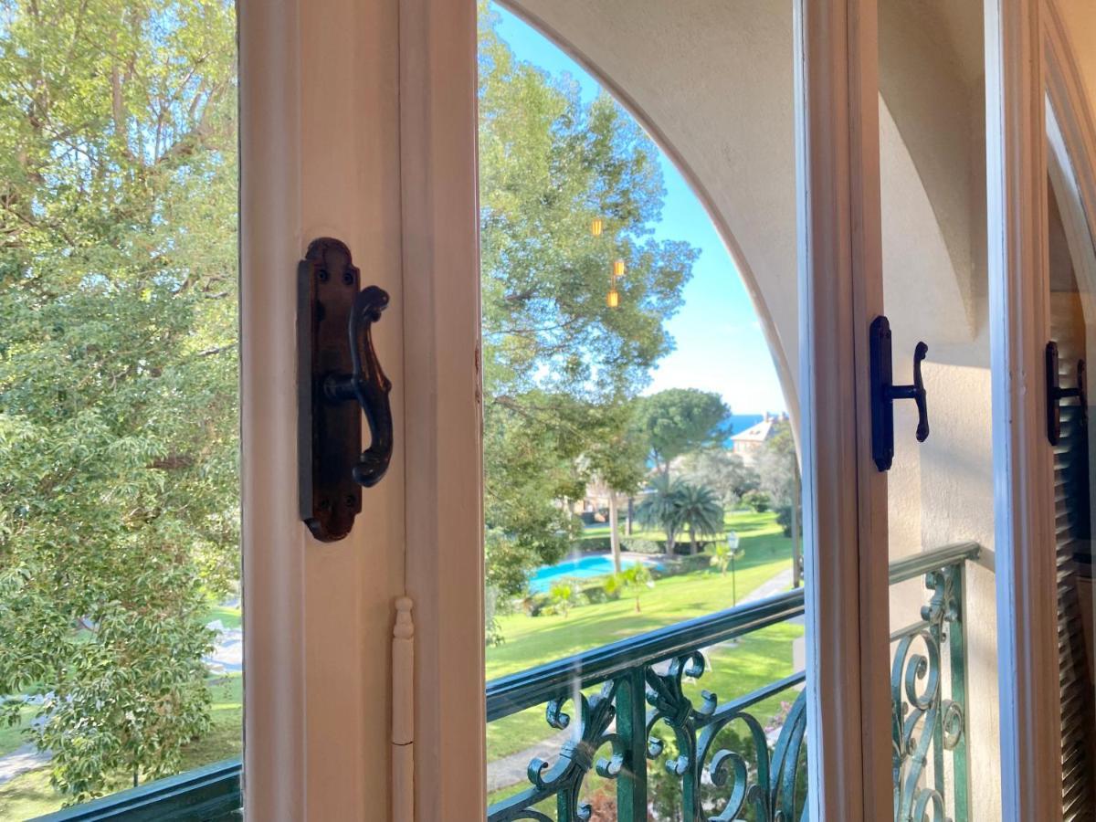 Casaviva-Stylish Trilo With Ac-Shared Pool-Parking Appartement Genua Buitenkant foto