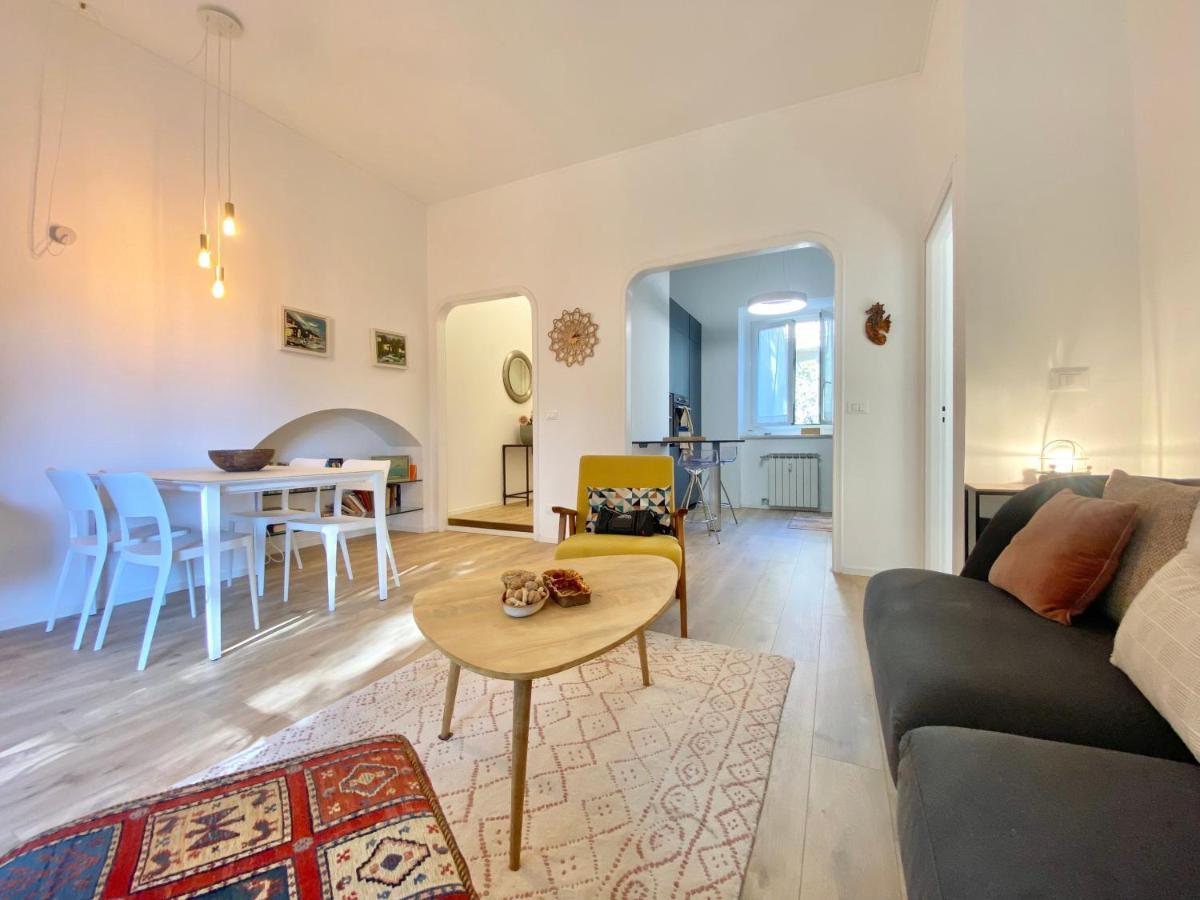 Casaviva-Stylish Trilo With Ac-Shared Pool-Parking Appartement Genua Buitenkant foto