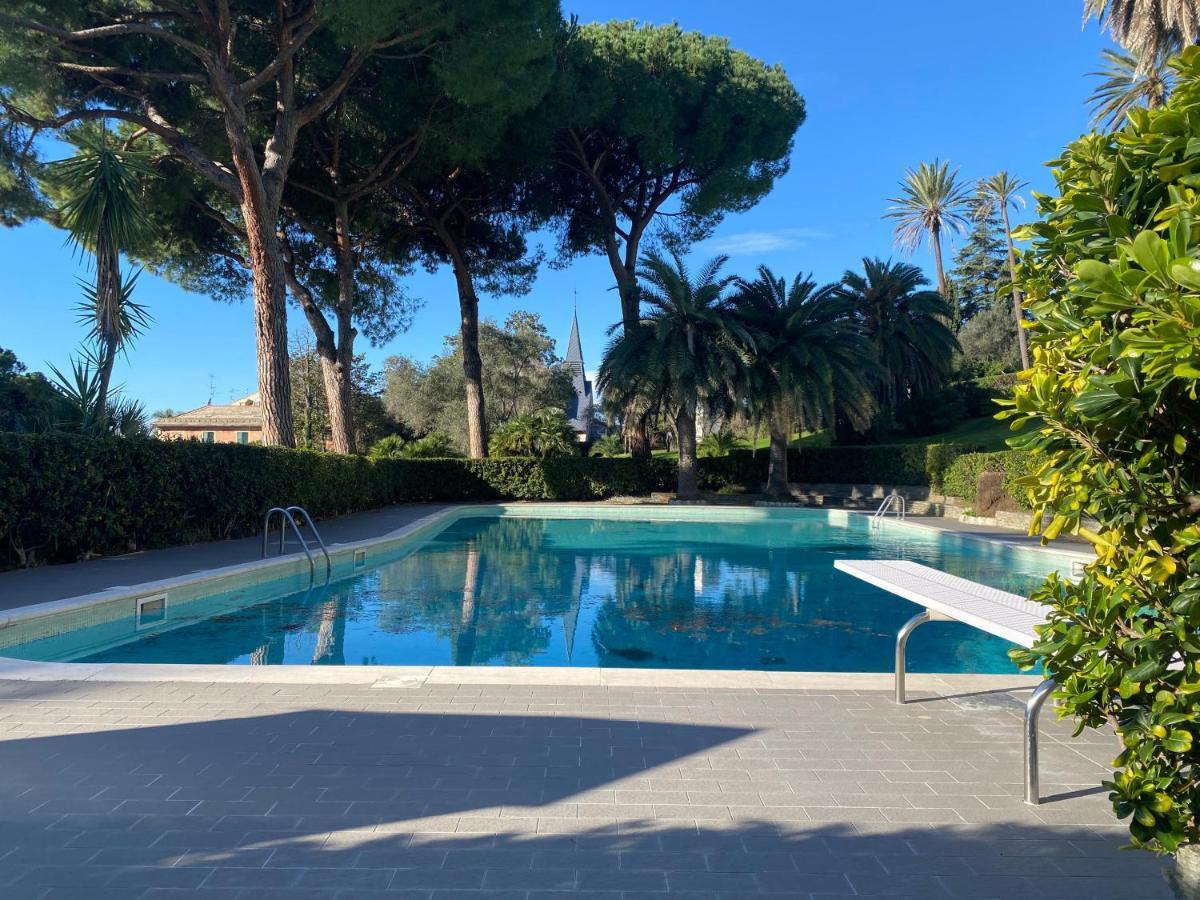 Casaviva-Stylish Trilo With Ac-Shared Pool-Parking Appartement Genua Buitenkant foto